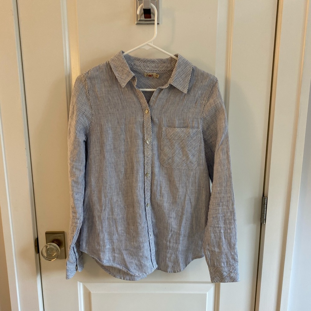 Faherty women’s blue and white linen top